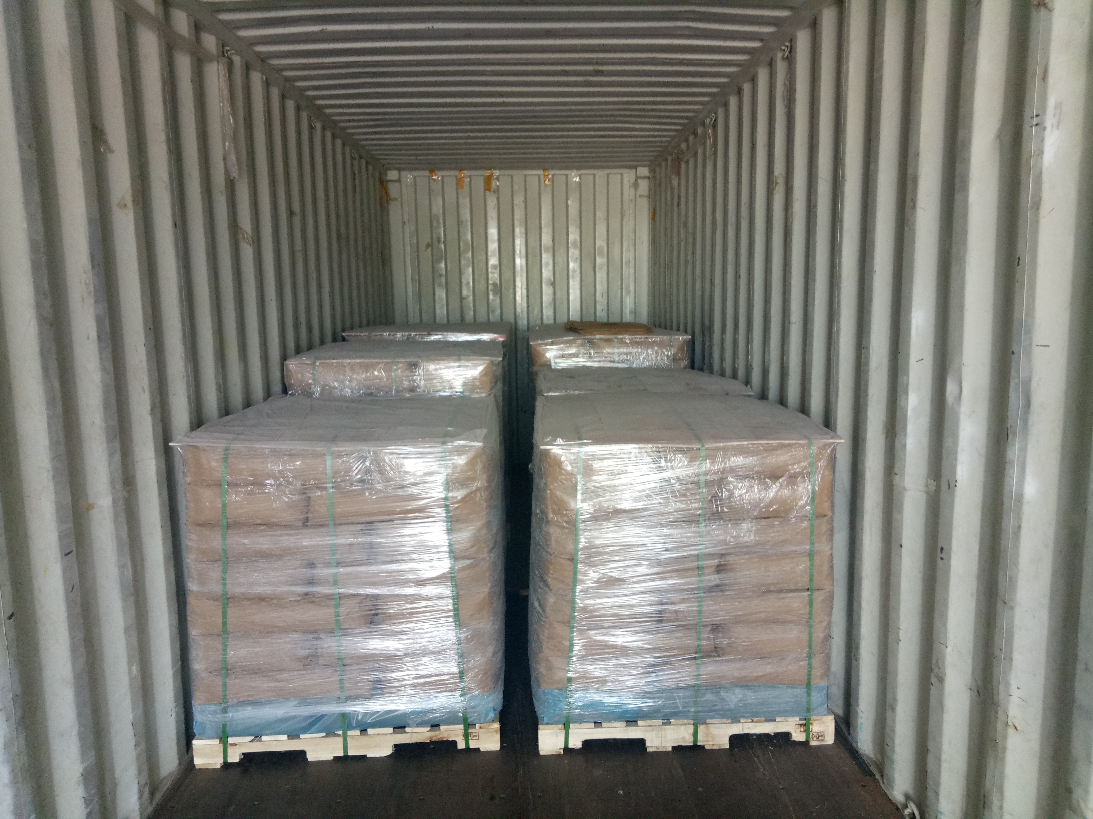 pallets in container